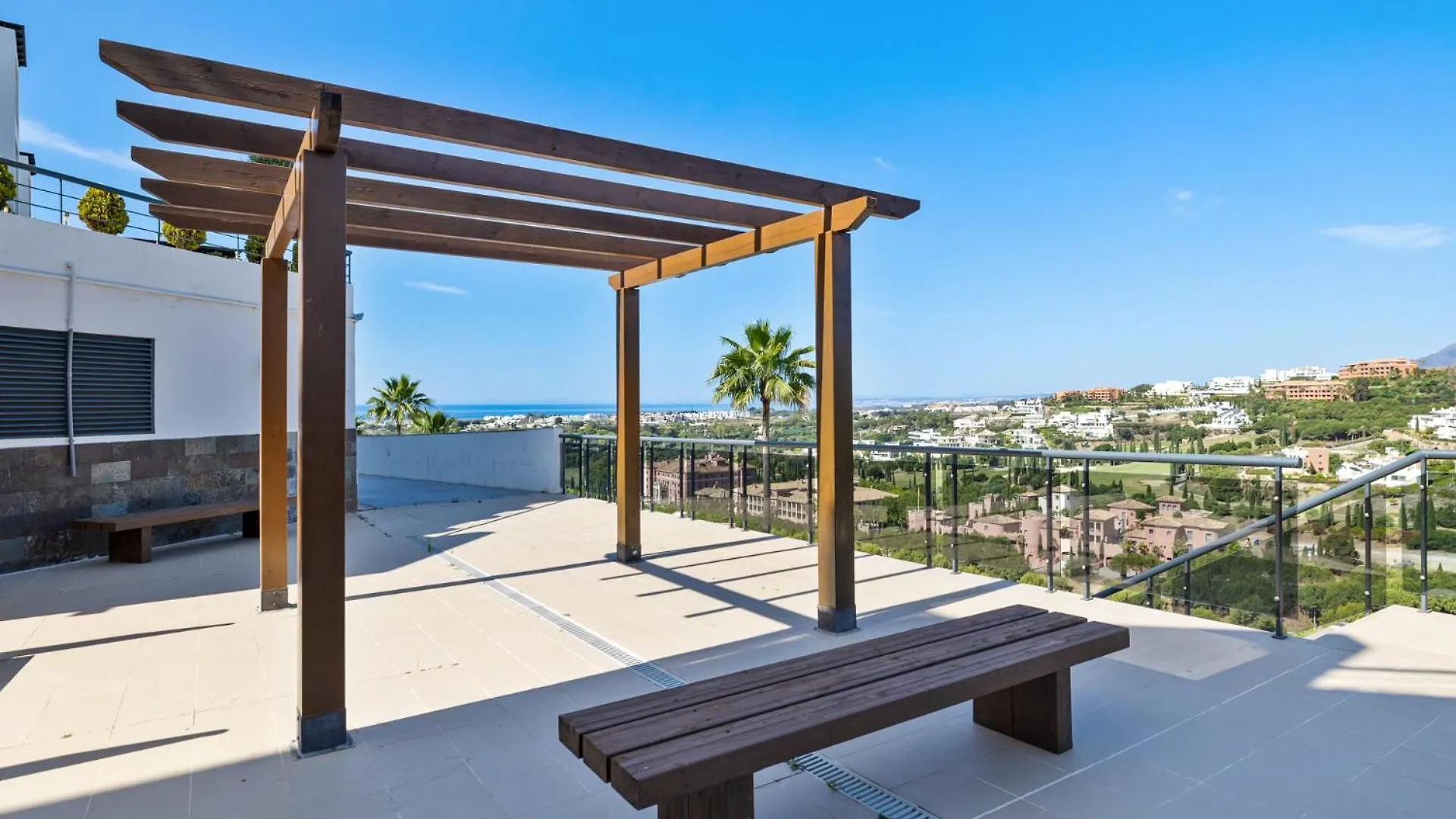 דירות אסטפונה Vista Dorada